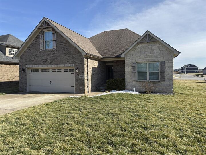 Property Photo:  3098 Equestrian Court  KY 42104 