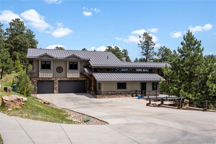 Property Photo:  980 Twisted Pine Road  CO 80401 