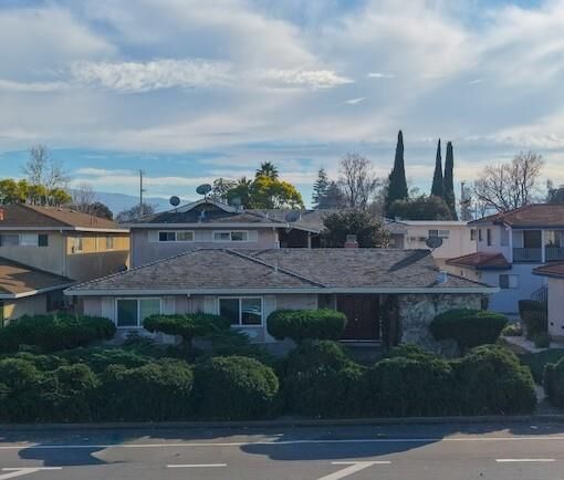 Property Photo:  4150 Hamilton Avenue  CA 95130 