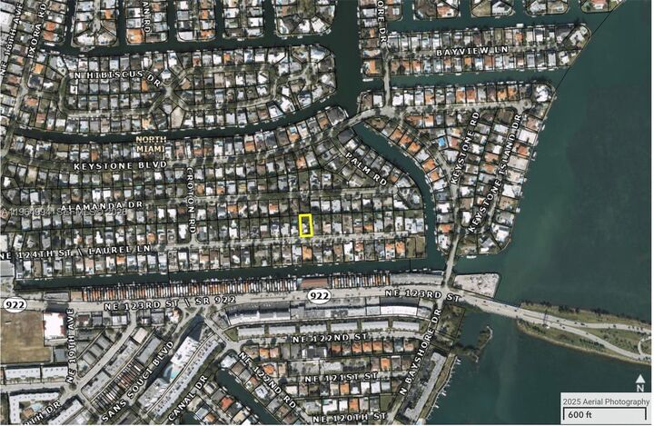 Property Photo: 2141 NE 124th St FL 33181