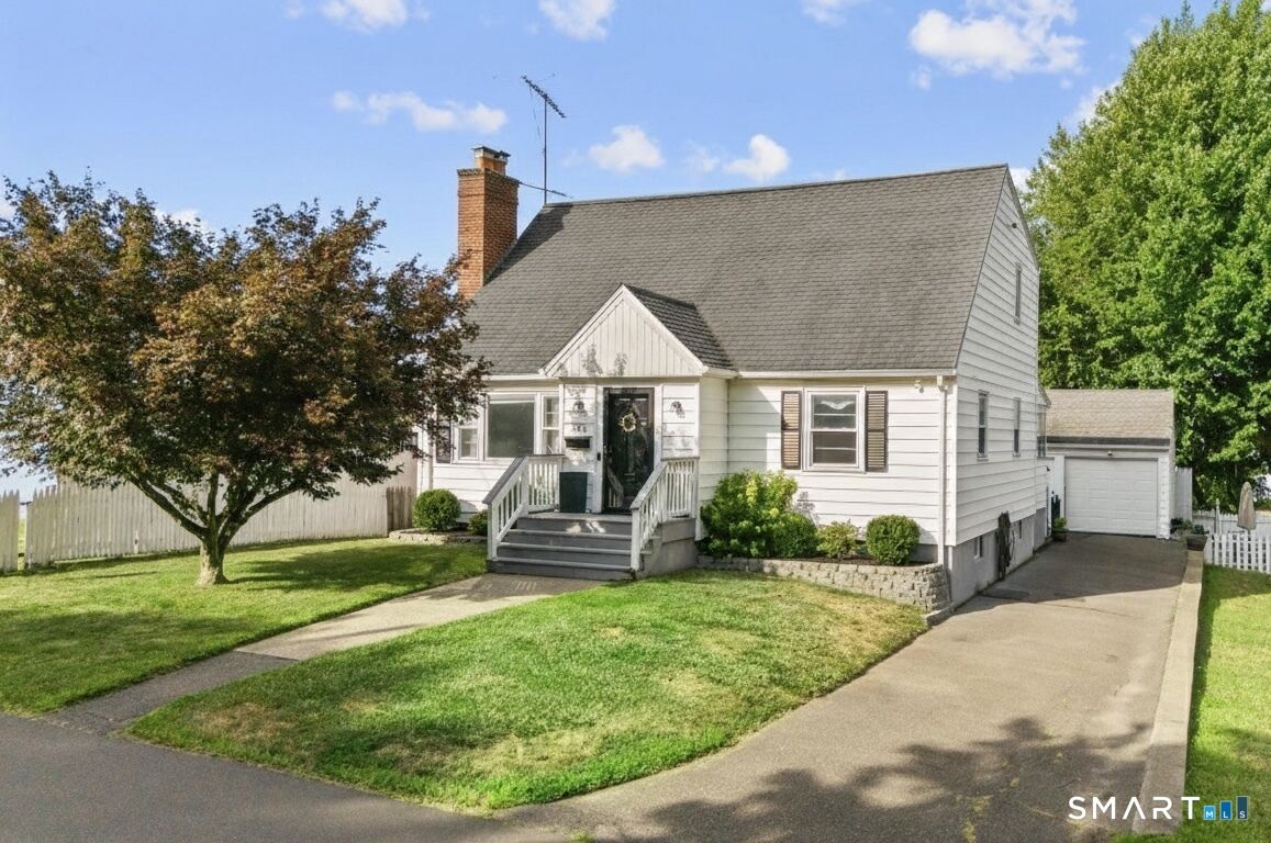 Property Photo:  260 Toilsome Place  CT 06606 