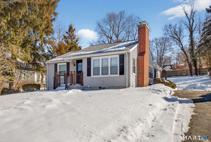 Property Photo:  12 Fremont Street  CT 06451 