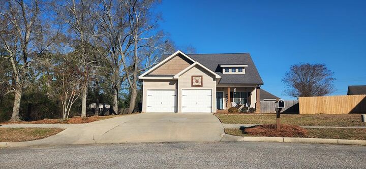 Property Photo:  115 Willow Way  AL 36345 
