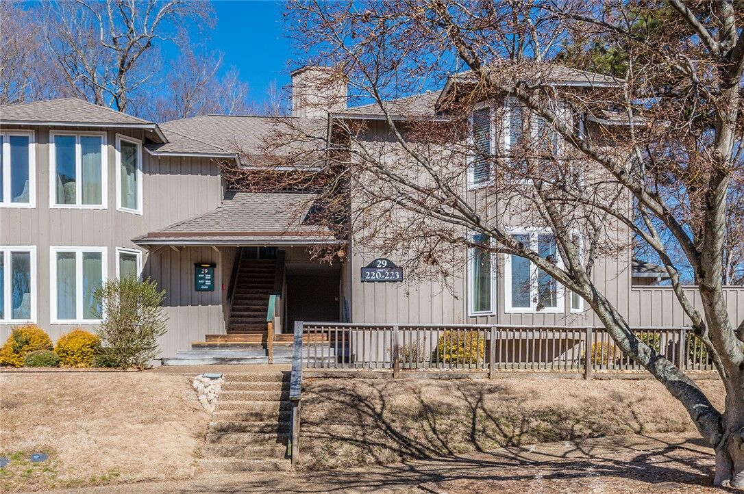 Property Photo: 220 Padgetts Ordinary VA 23185