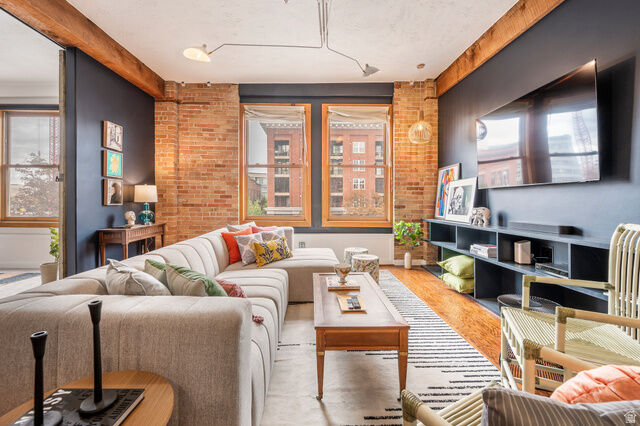 Property Photo: 327 W 200 S 207 UT 84101