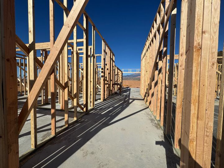 Property Photo:  1576 W 540 N 365  UT 84737 