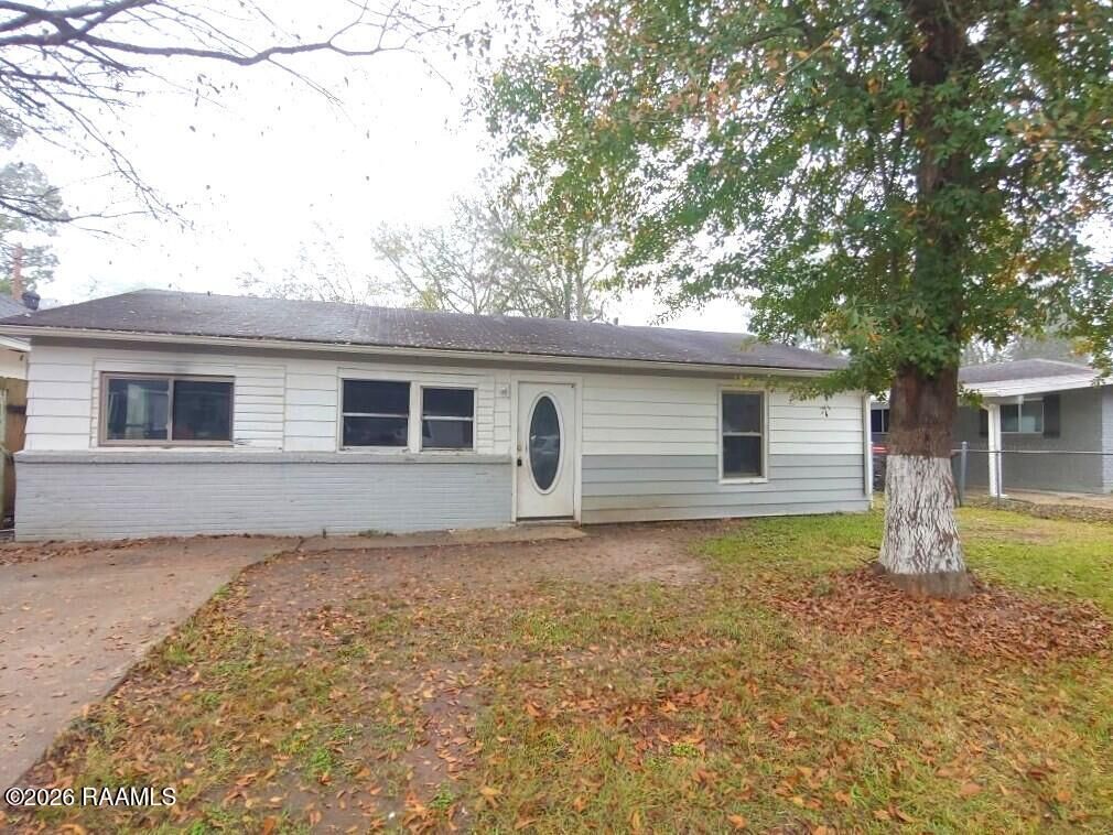 Property Photo:  108 Macklyn Street  LA 70501 