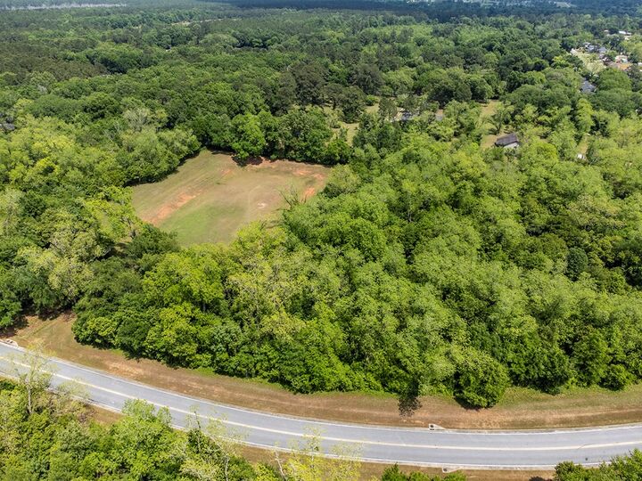 Property Photo:  2914 Barnaby Drive  GA 31721 