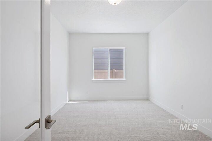 Property Photo:  9074 W Moonglade St  ID 83669 