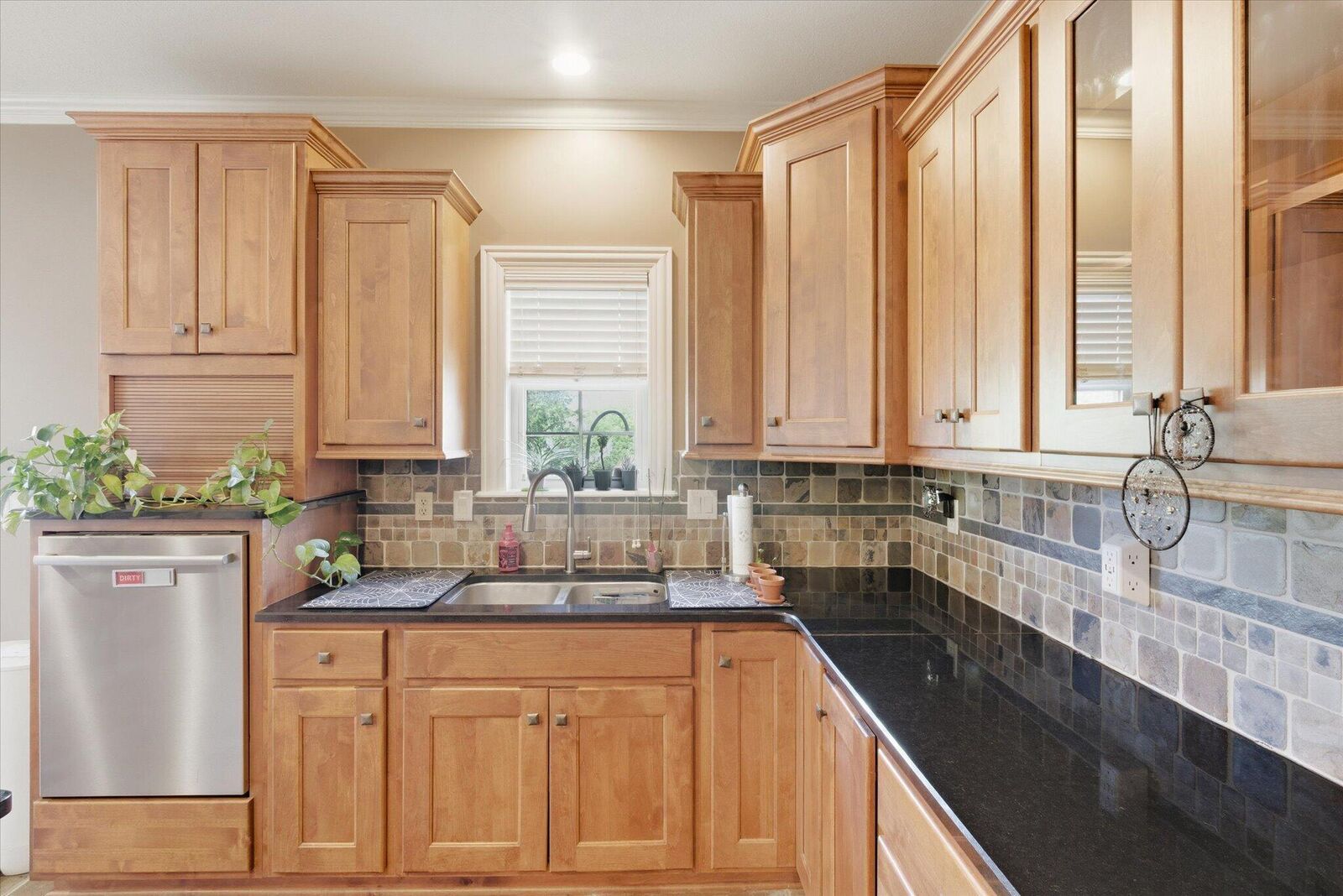 Property Photo:  4701 Thornbrook Rdg  MO 65203 