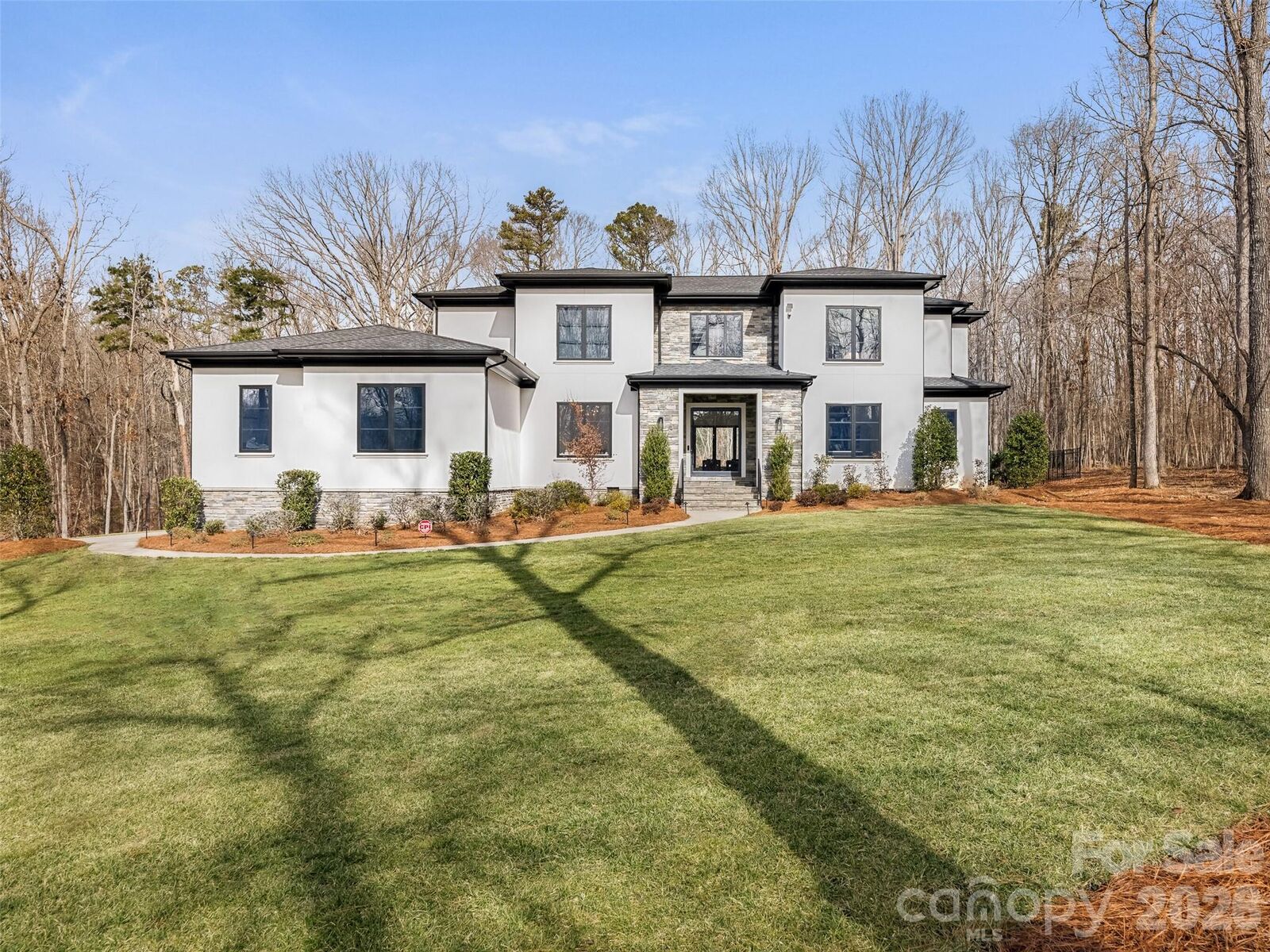 Property Photo: 6017 Oxfordshire Road NC 28173