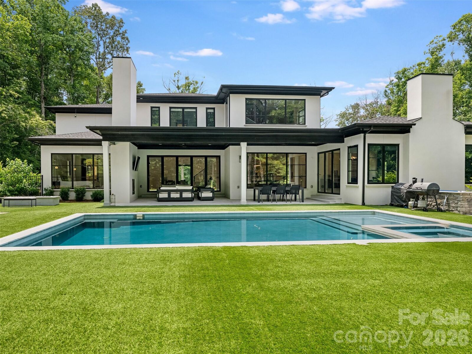 Property Photo: 6017 Oxfordshire Road NC 28173