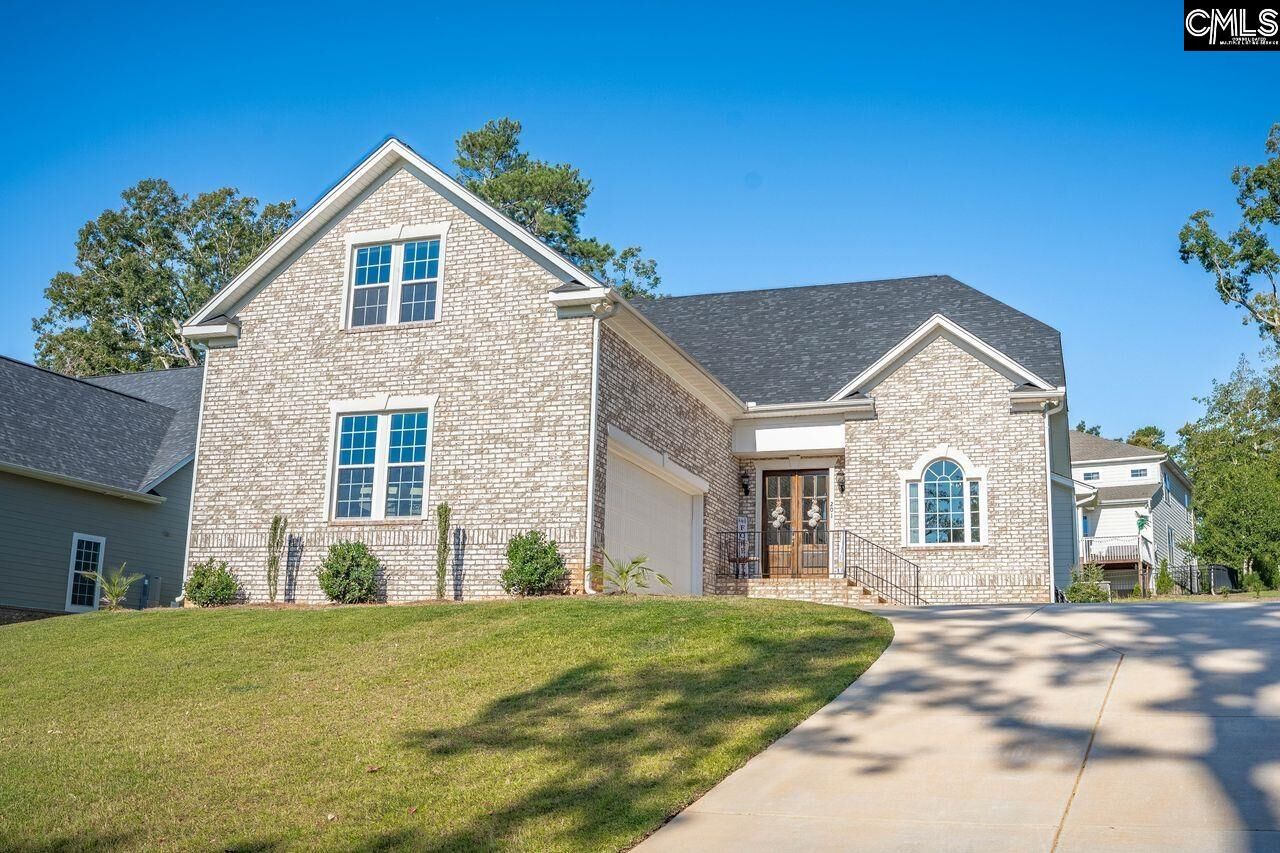Property Photo:  201 Edgewood  SC 29036 