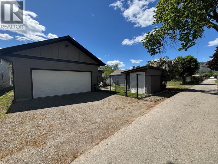 Property Photo: 1435 72nd Avenue BC V0H 1H0