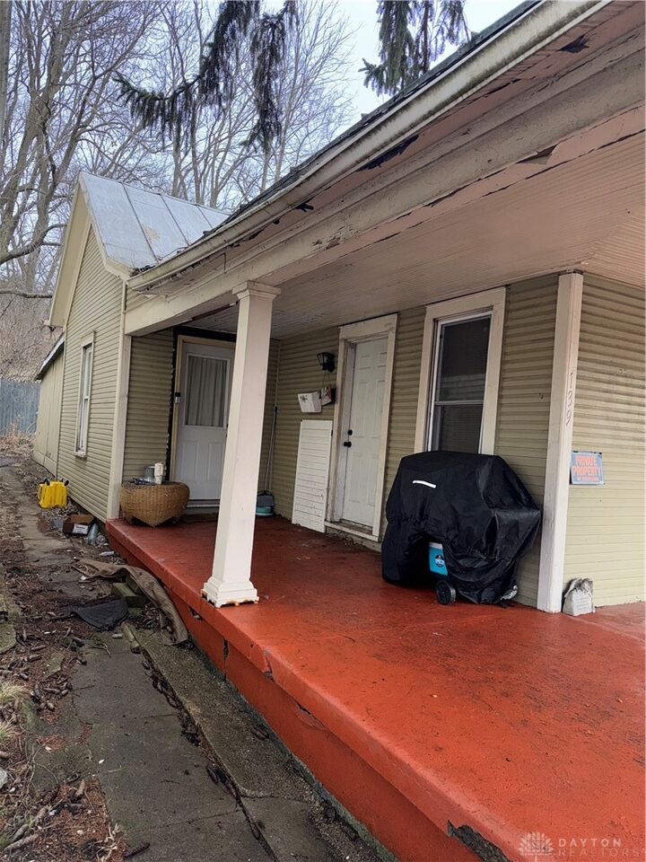Property Photo:  139 E 6th Street  OH 45005 