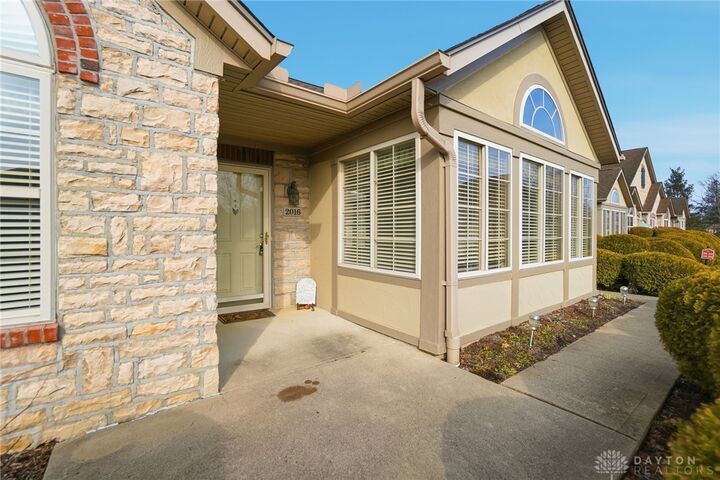Property Photo:  2016 Wentworth Village Drive  OH 45305 
