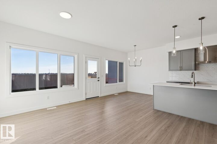 Property Photo:  8624 183 Avenue NW  AB T5Z 0X5 