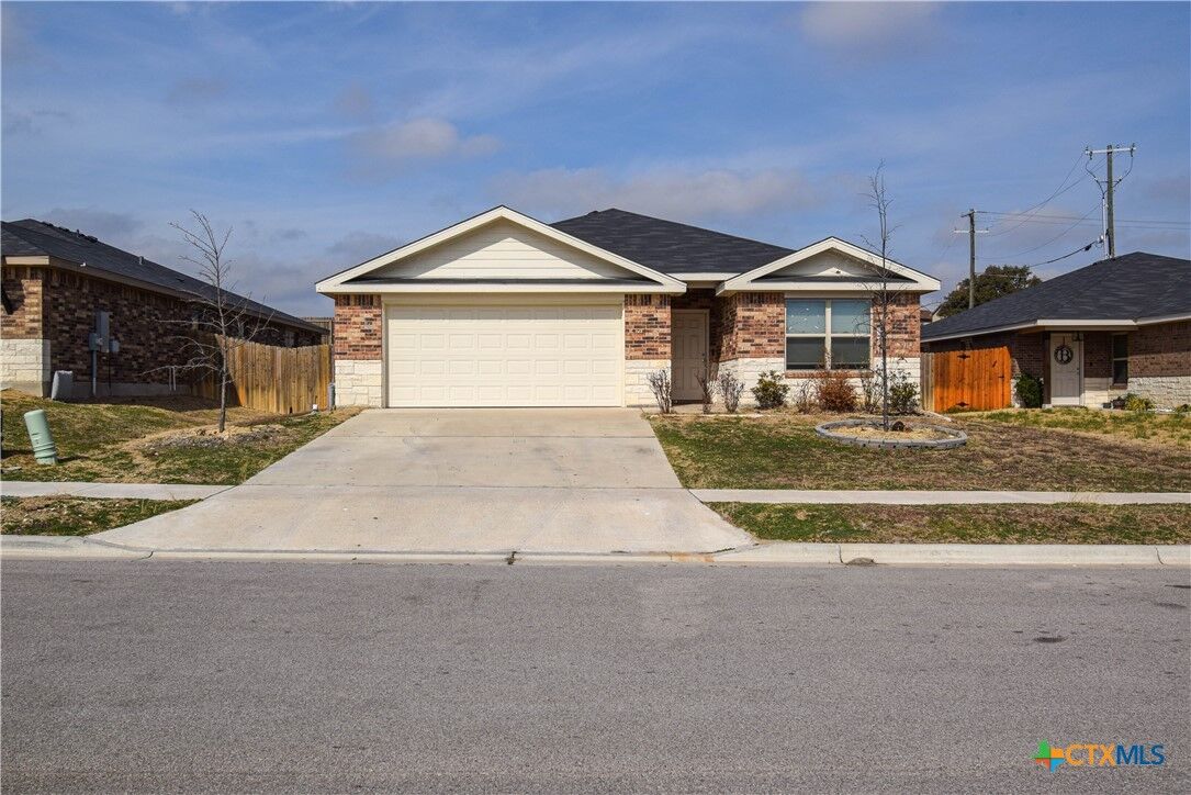 Property Photo: 1641 Dryden Avenue TX 76522