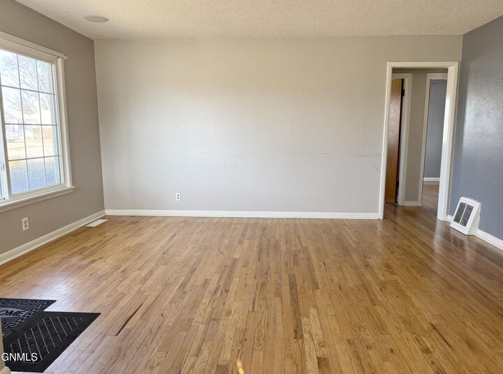 Property Photo:  1301 12th Street N  ND 58501 