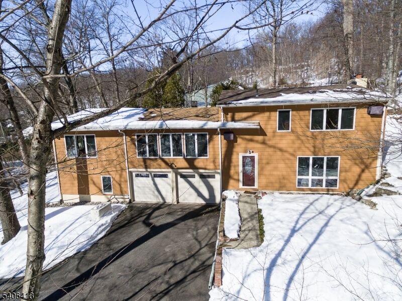 Property Photo: 12 Ledgewood Trl NJ 07405