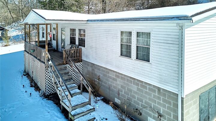 Property Photo:  571 Robinson Hollow Road  WV 25071 
