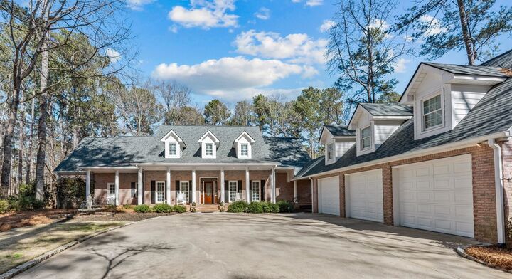 Property Photo:  1660 Club Drive  GA 30642 