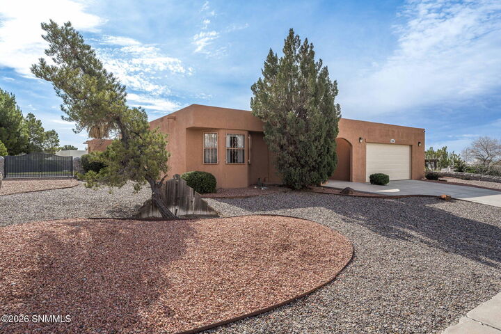 Property Photo:  2194 Frontier Drive  NM 88011 