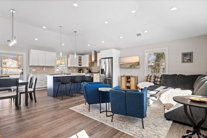 Property Photo:  1150 Ruth Road  NY 11952 