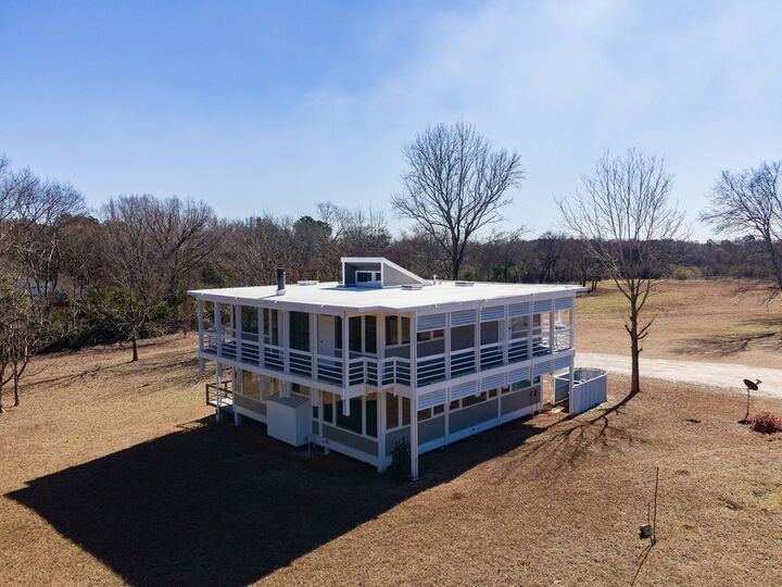 Property Photo: 7708 North Street TX 75966