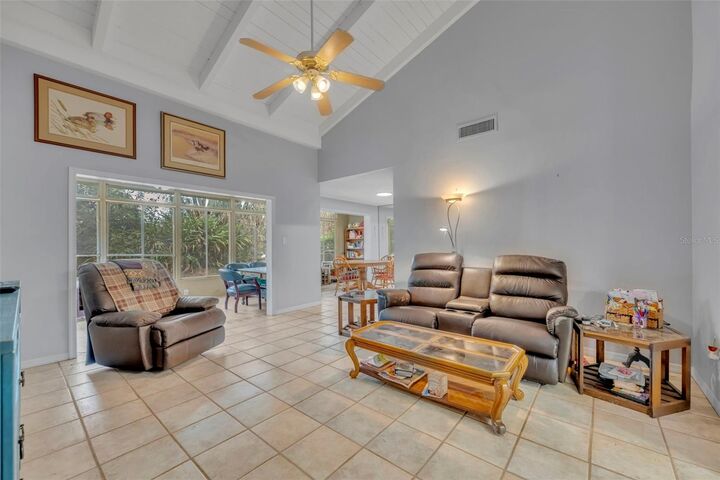 Property Photo:  451 Oak Haven Drive  FL 32701 