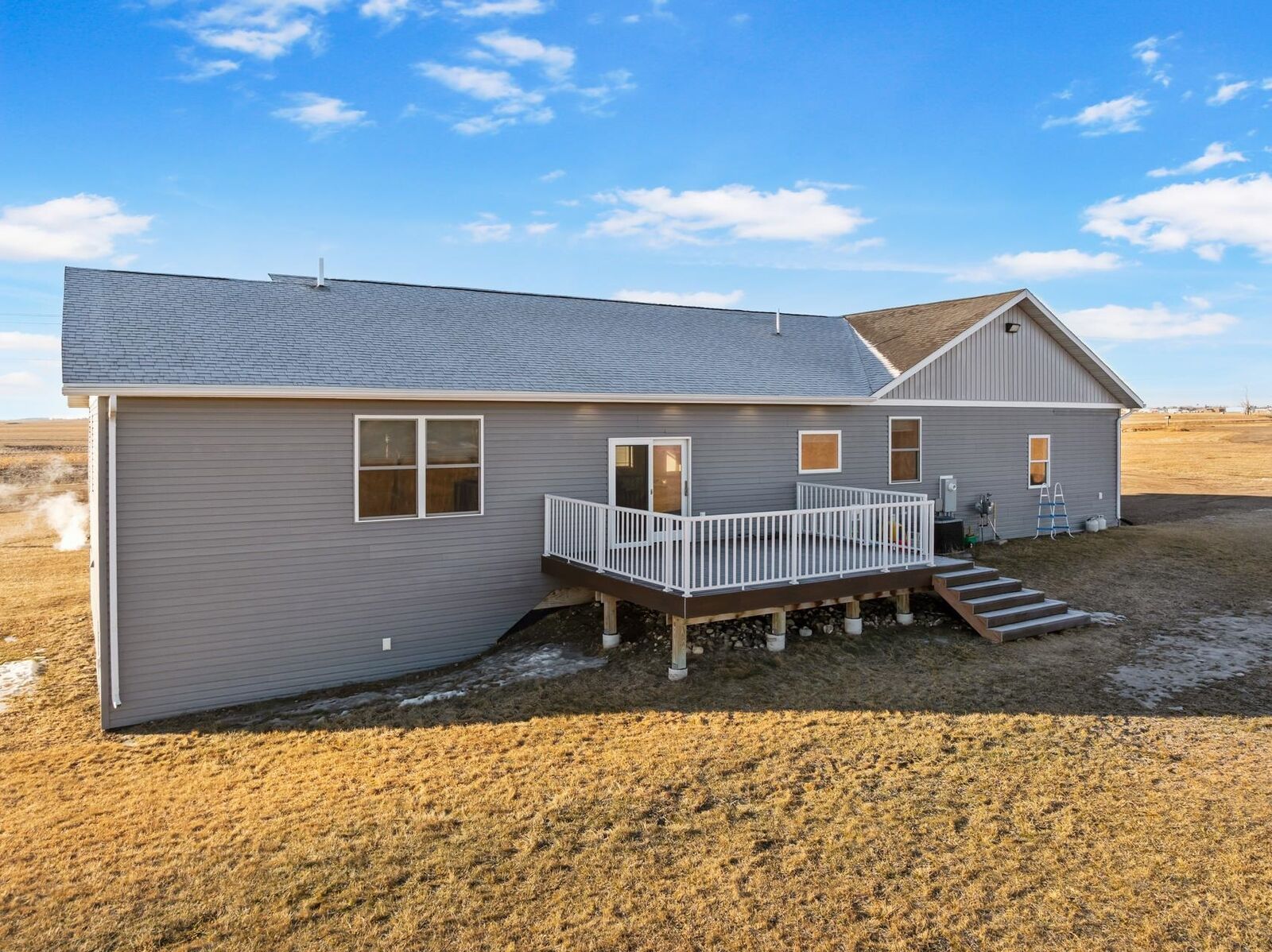 Property Photo:  1605 30th Ave NE  ND 58703 