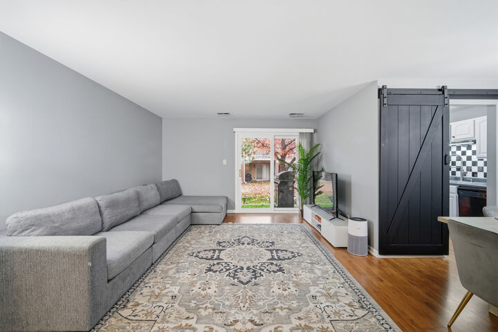 Property Photo: 1345 E Evergreen Drive 3 IL 60074