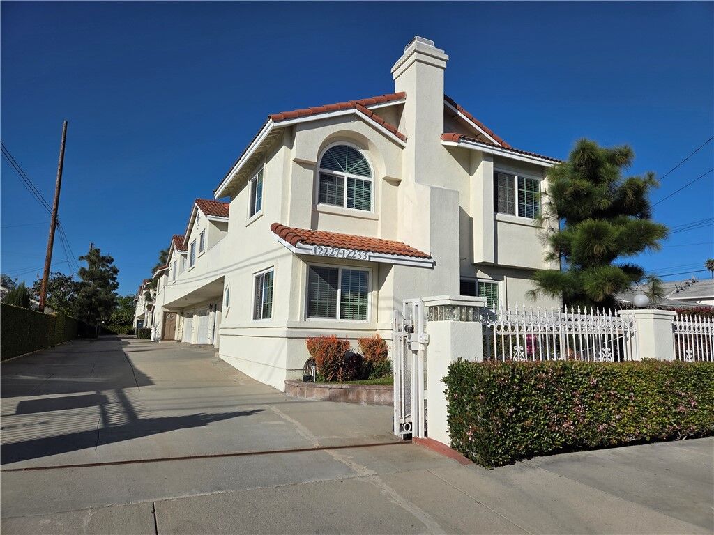 Property Photo:  12227 Cheshire  CA 90650 