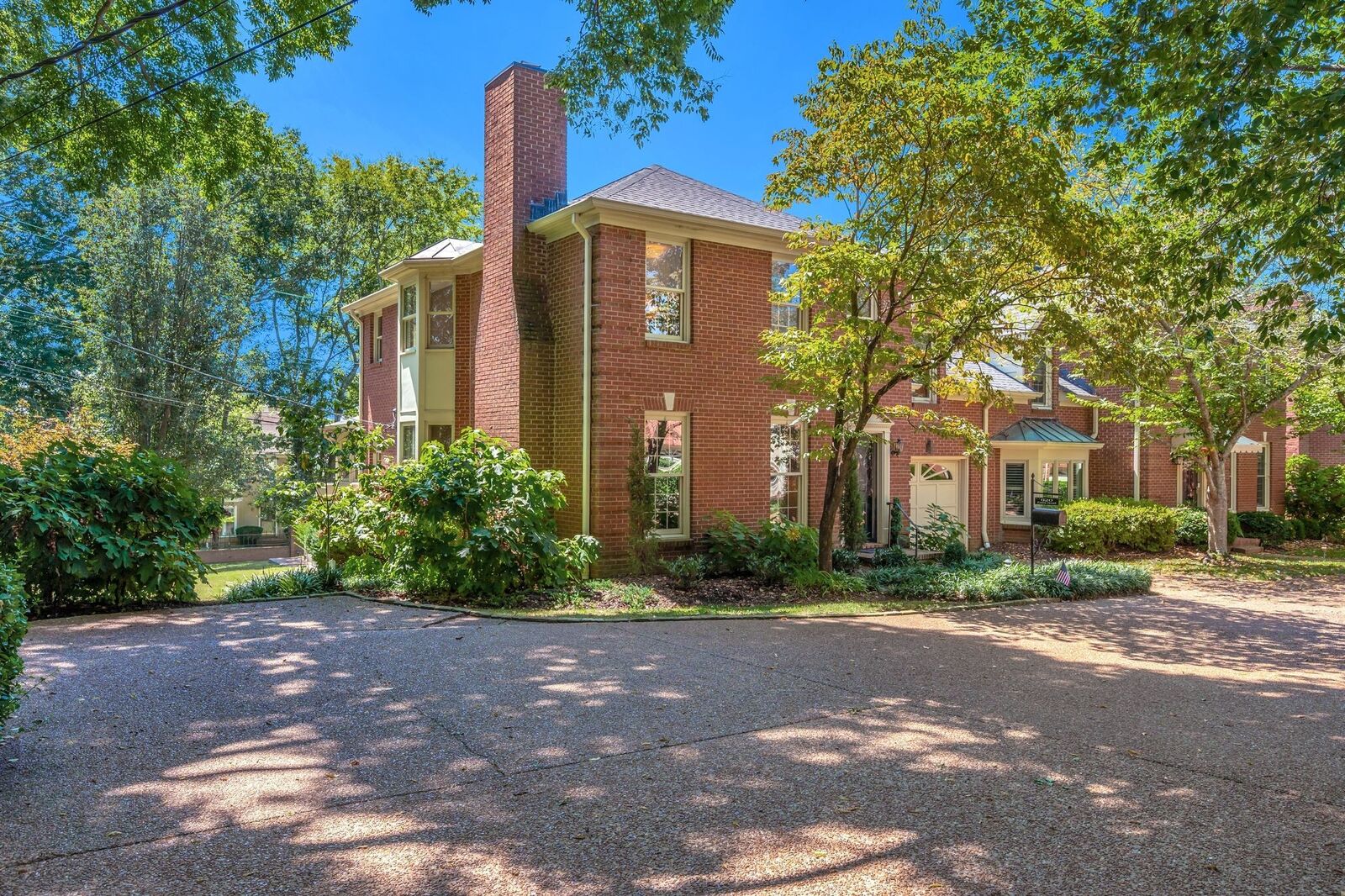 Property Photo:  620 Estes Rd  TN 37215 