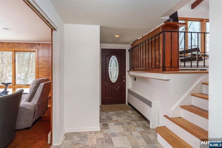 Property Photo:  12 Ledgewood Trail  NJ 07405 