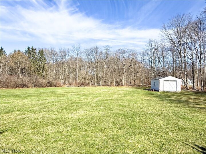 Property Photo:  1016 W Pine Lake Road  OH 44452 