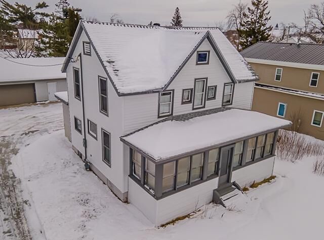 Property Photo:  306 Division Street  MN 56636 