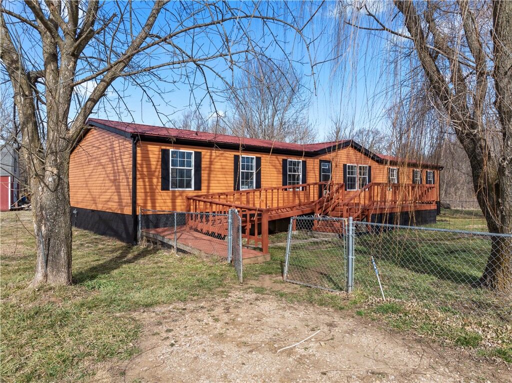 Property Photo:  17578 Highway 412  AR 72611 