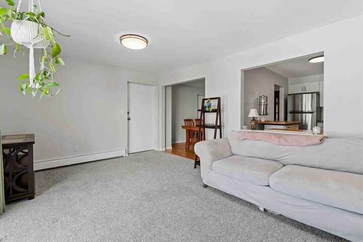 Property Photo:  141 Essex D6  MA 01906 