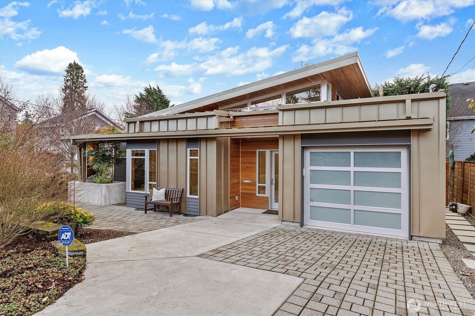 Property Photo: 4057 NE 56th Street WA 98105