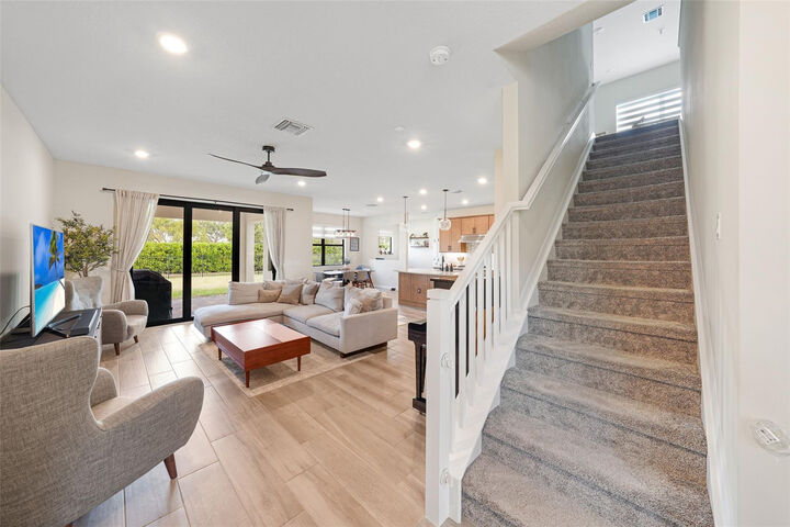 Property Photo: 8641 Patron Lane FL 33467