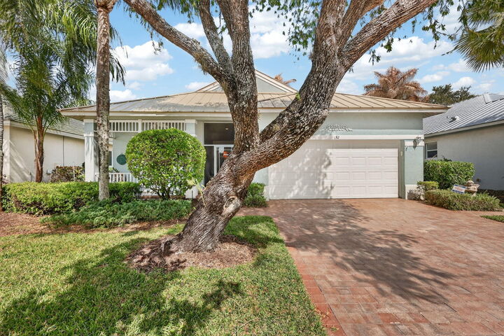 Property Photo:  132 NW Berkeley Avenue  FL 34986 