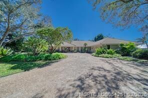 Property Photo:  5222 SW Bimini Circle N  FL 34990 