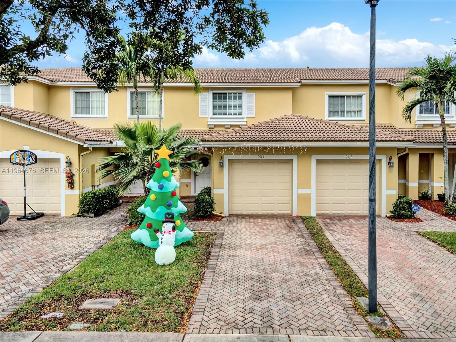 Property Photo: 9115 Chambers St 9115 FL 33321