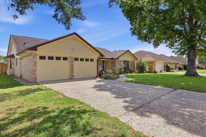 Property Photo:  2515 Black Oak Dr.  TX 77632 