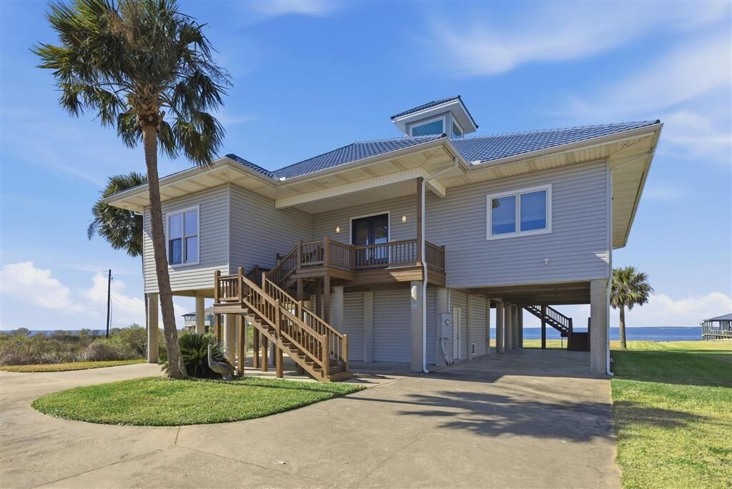 Property Photo:  133 Pelican Lane  LA 70607 