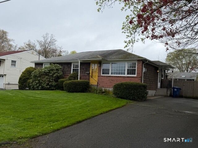 Property Photo:  160 Aimes Drive  CT 06516 