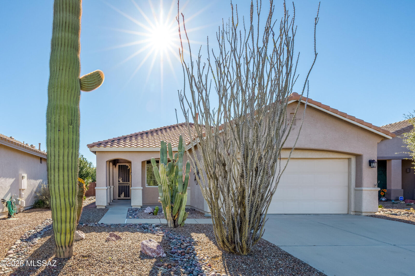 Property Photo:  8001 W Wandering Spring Way  AZ 85743 