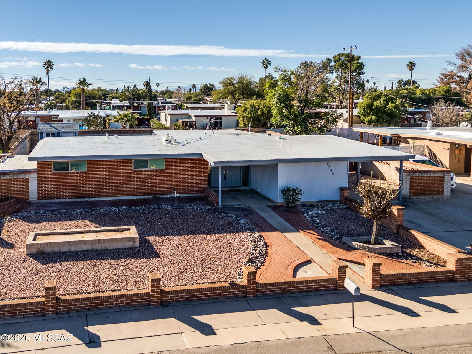 Property Photo:  7236 E Calle Cuernavaca  AZ 85710 