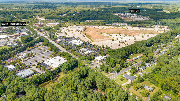 Property Photo:  1208 Walnut Street  NC 27511 